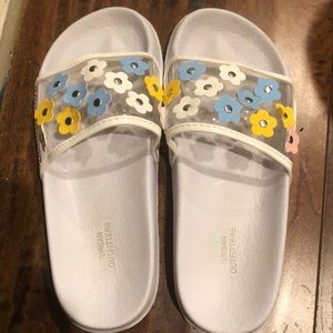 Pool sandals